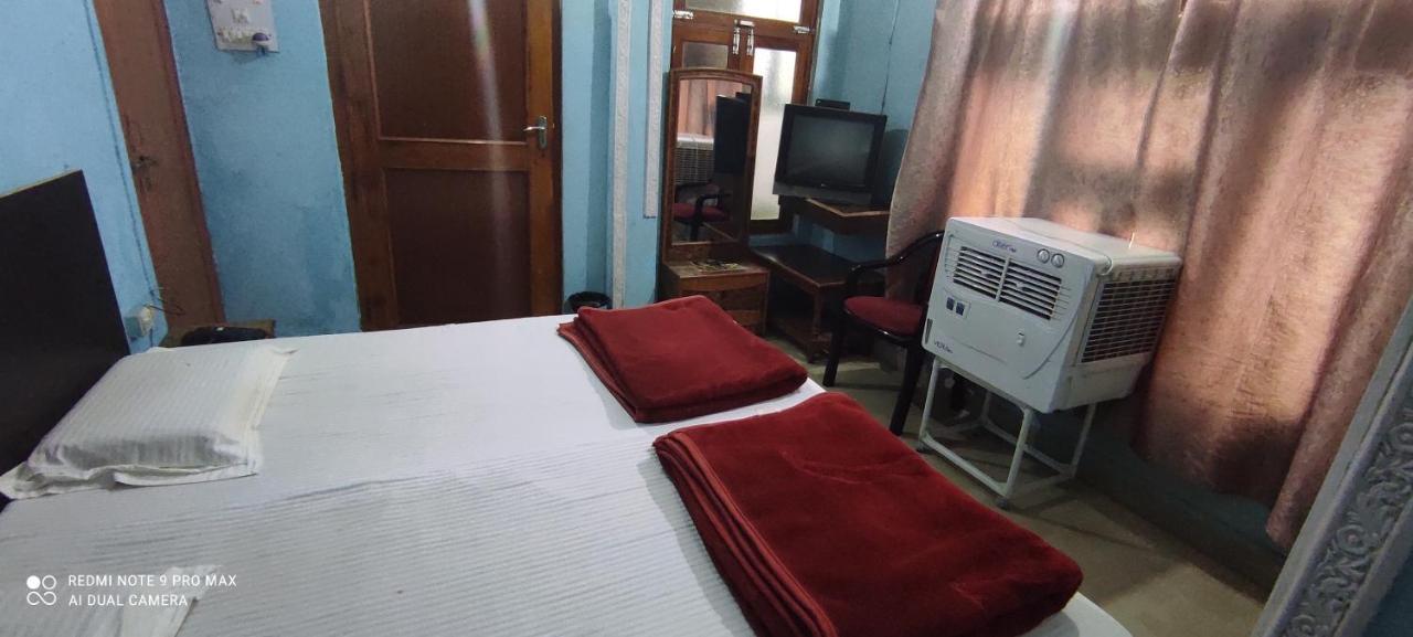 Hotel Avadh Balrampur Экстерьер фото